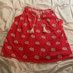 Flowy blouse with tie in front